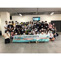 時間：110/10/01地點：文理大樓B1 三創教室活動對象：進修部一、三年級學生活動目的：帶領進修部大一新生與學長姐認識彼此，建立團隊夥伴關係，並更多了解本系運作發展與未來規劃！※存取照片，可於網頁(無需點開照片)，於指定照片按右鍵點選「另存連結為」